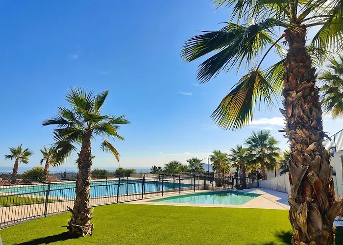 Hills - With 180 View Pool Villa *